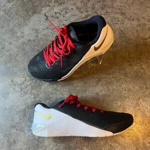 Nike Metcon 5 Women’s 8 Black Gold University Red Training Shoes